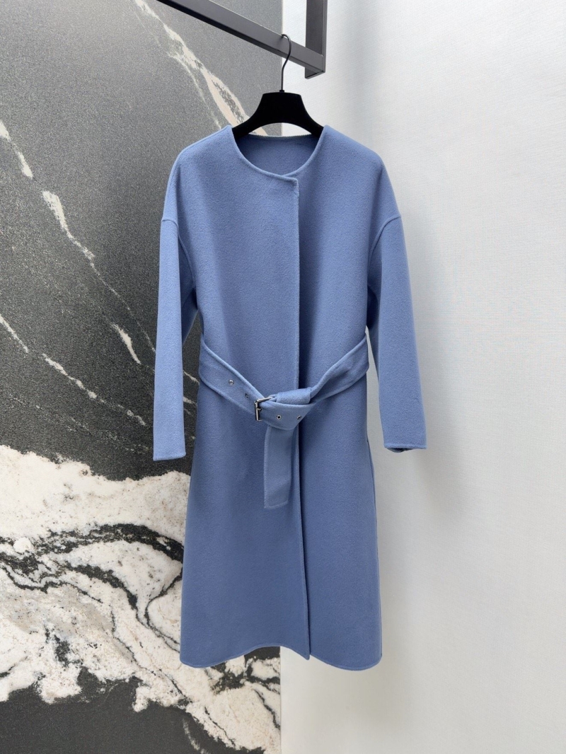 chr1st1an D10r outwear